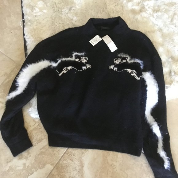 Candystripper sweater OS brand New (roomy fit) - Picture 1 of 5